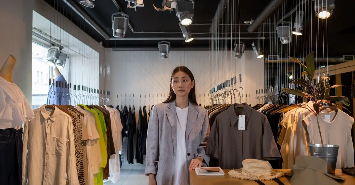 Les incontournables de la mode féminine pour un style moderne